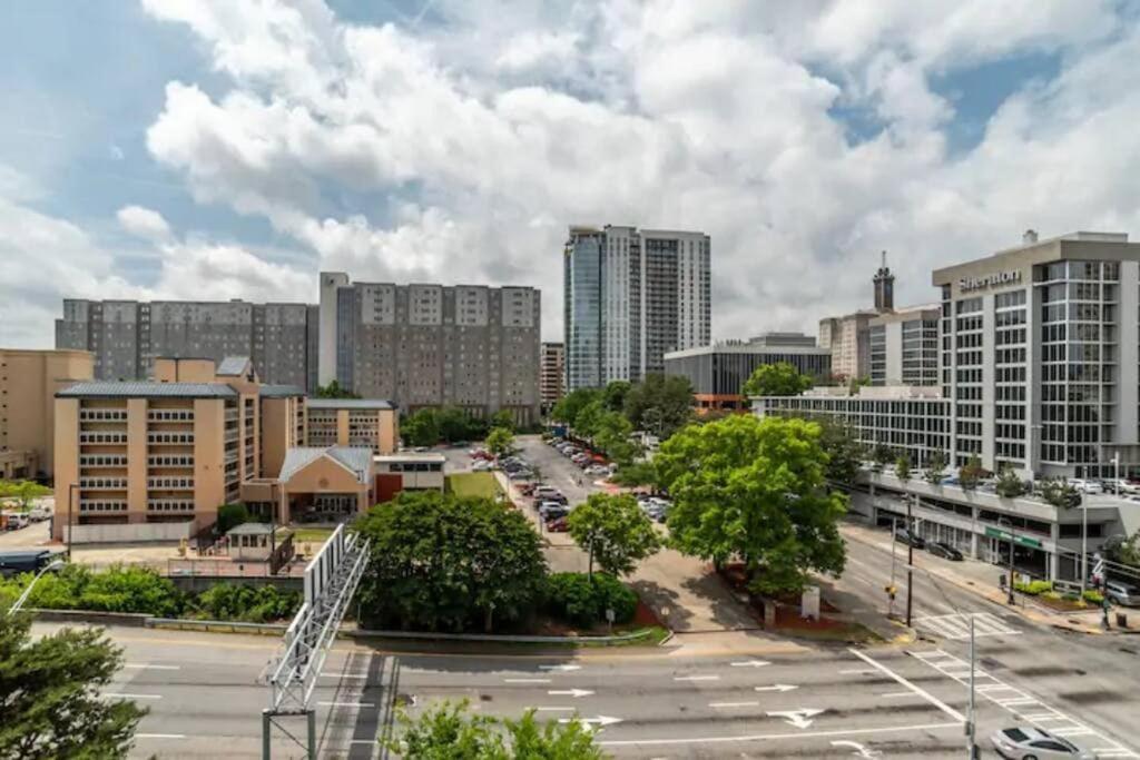 Apartment Downtown 24h Concierge 3 Bds 2br Onsite Parking Lm706 Atlanta